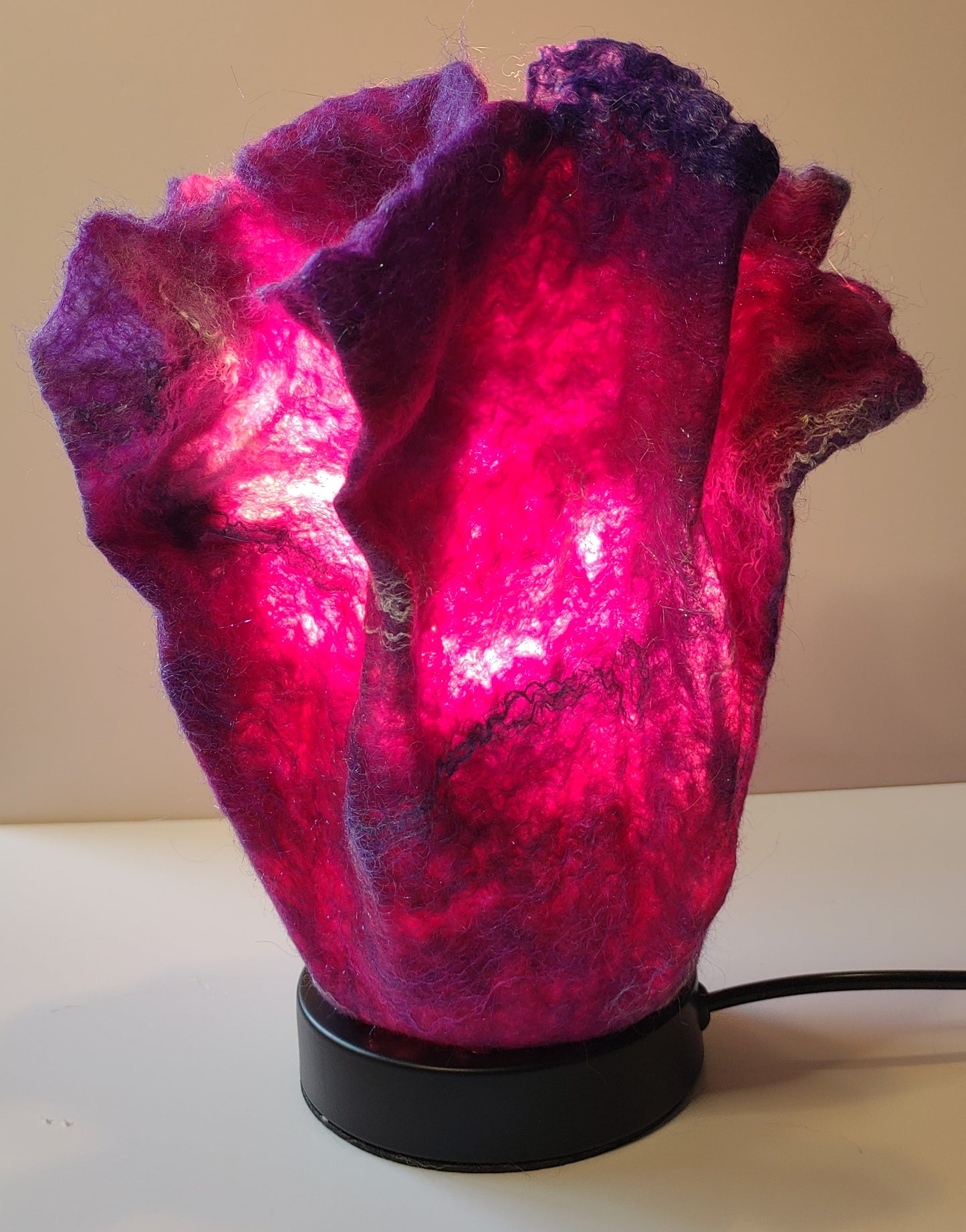Magenta lamp