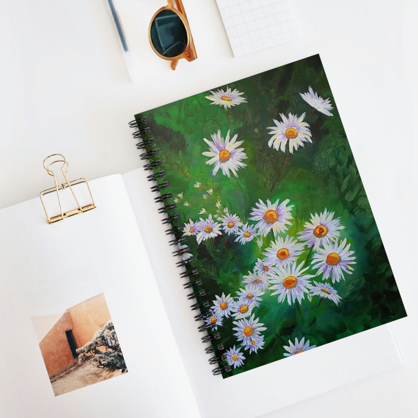 Mary's Garden, Daisy Dreams, Spiral Notebook - Ruled Line